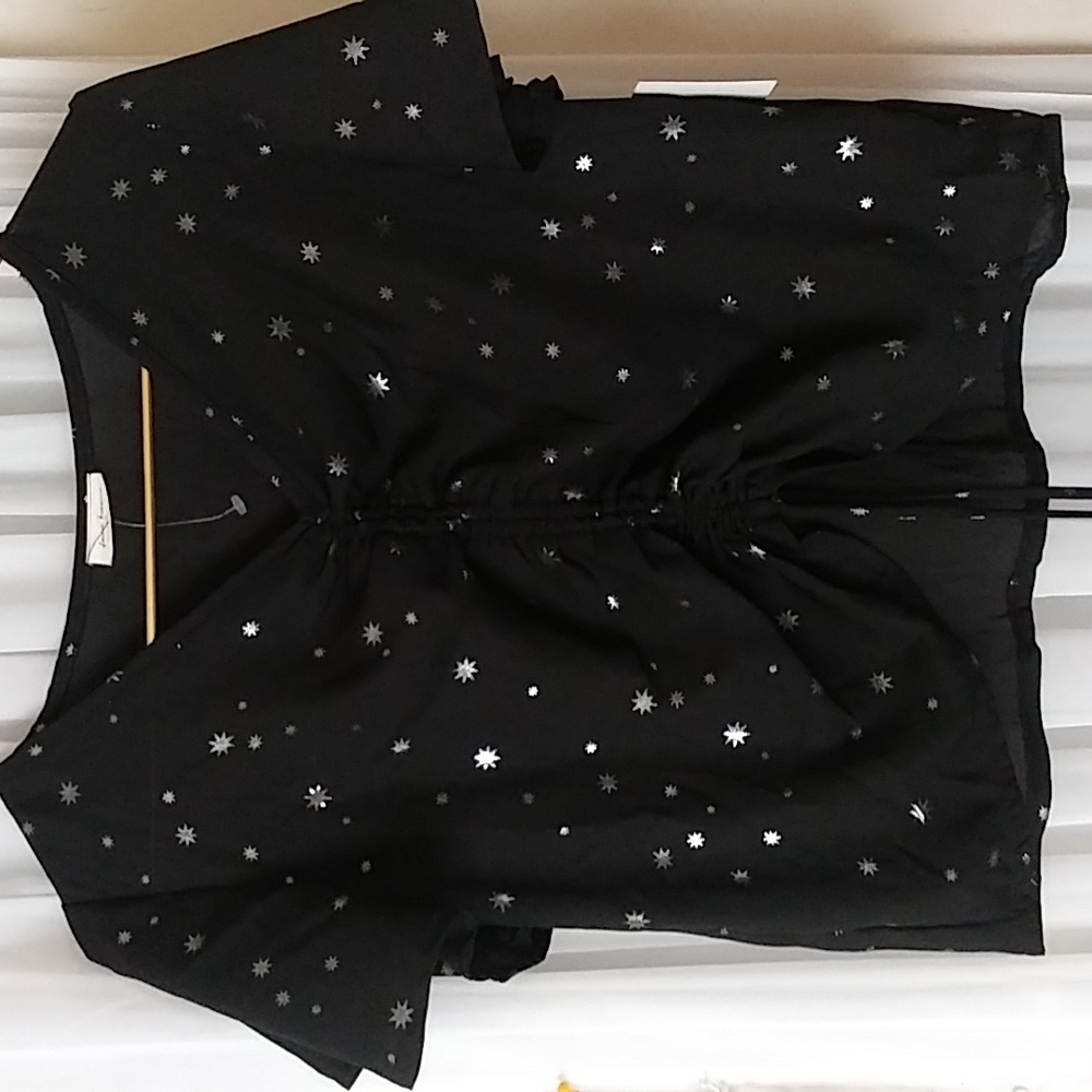 Little crop top